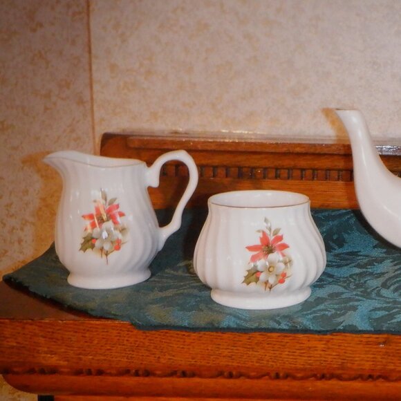 Brand New ~ MANTLE ~ 4 Pc T-SET ~ - Picture 3 of 3